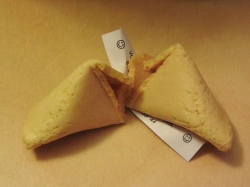 fortune-cookie-1056973_960_720